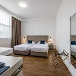 Hotel Art 4*