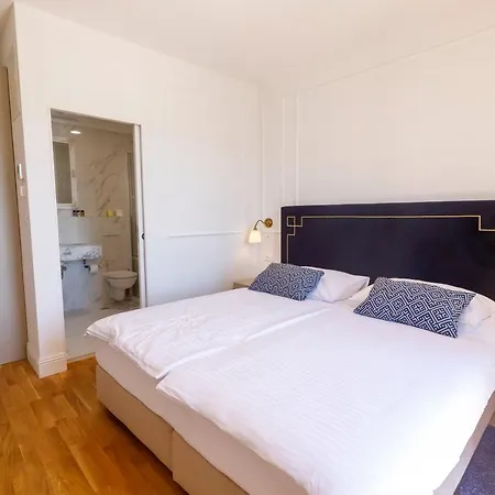Art Hotel 4*