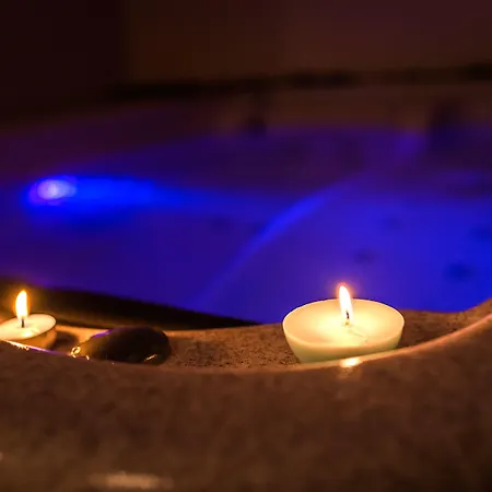 Art Hotell 4*